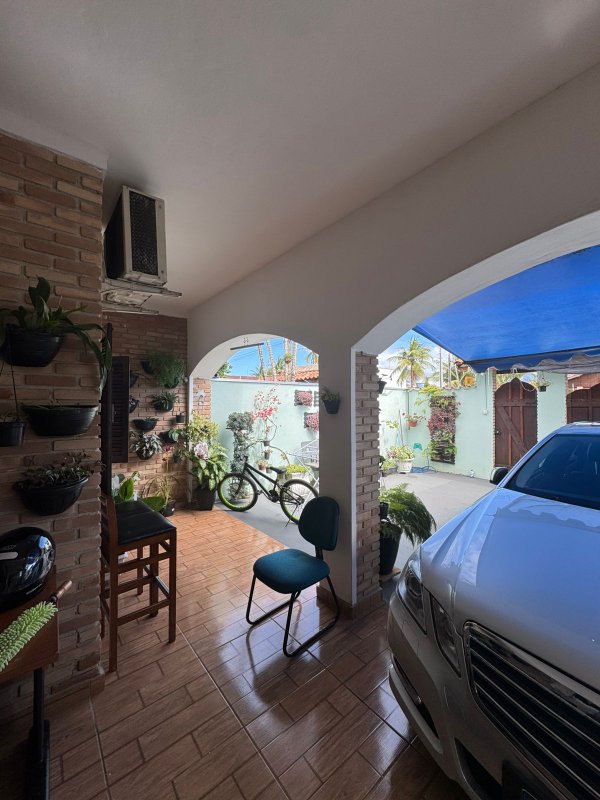 🏡 Casa em condom&iacute;nio a apenas 200 metros da praia  Caraguatatuba - 