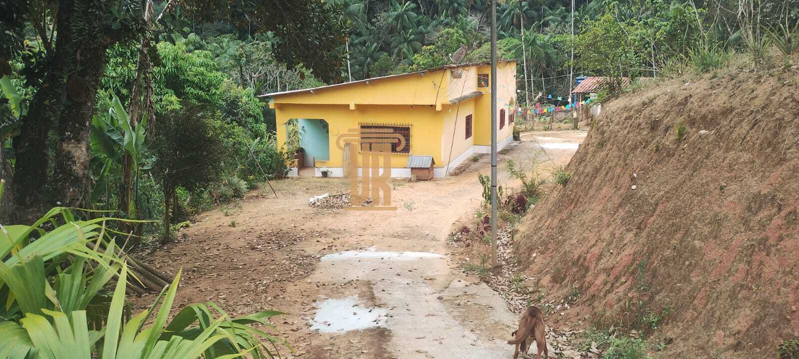 &nbsp;Ch&aacute;cara com 4.500m&sup2; na zona norte de S&atilde;o Jos&eacute; dos Campos- SP com 2 casas  São José dos Campos - 