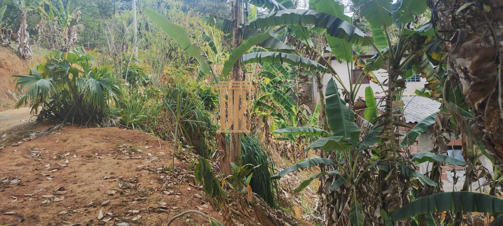 &nbsp;Ch&aacute;cara com 4.500m&sup2; na zona norte de S&atilde;o Jos&eacute; dos Campos- SP com 2 casas  São José dos Campos - 