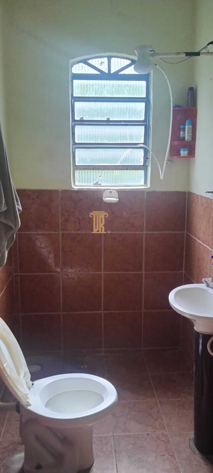 &nbsp;Ch&aacute;cara com 4.500m&sup2; na zona norte de S&atilde;o Jos&eacute; dos Campos- SP com 2 casas  São José dos Campos - 