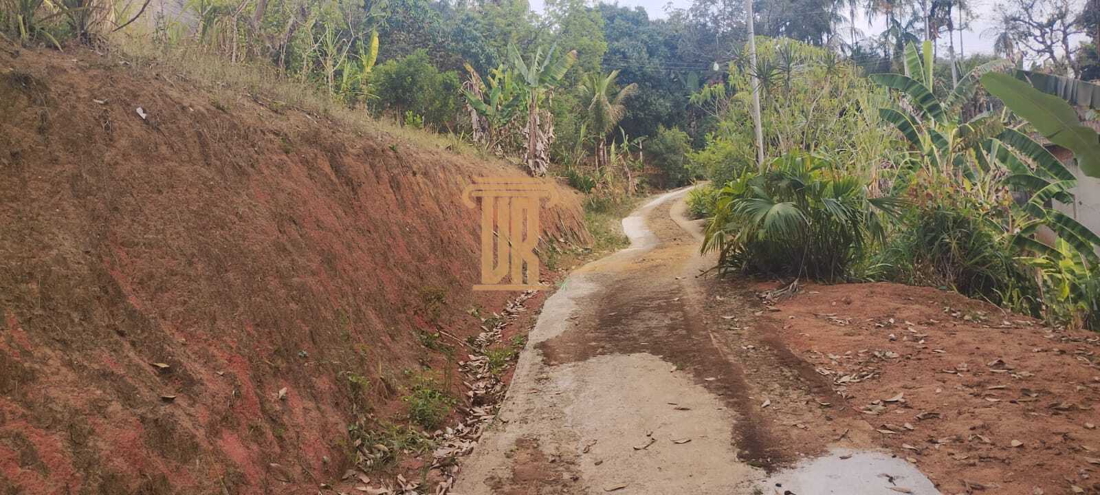 &nbsp;Ch&aacute;cara com 4.500m&sup2; na zona norte de S&atilde;o Jos&eacute; dos Campos- SP com 2 casas  São José dos Campos - 