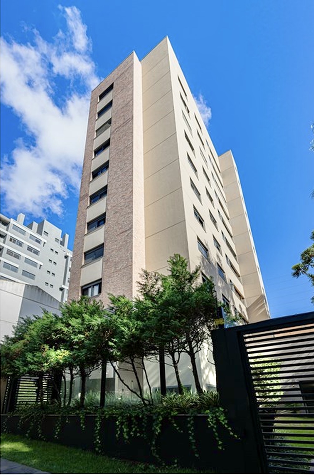R$ 1.195.000 - MARAVILHOSO APARTAMENTO - 98M2 - 3 DORM - SU&Iacute;TE - VISTA - 2 VAGAS Rua Coronel Camisão Porto Alegre - 
