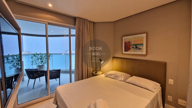 Oportunidade na Quadra da Praia!   Av. Mal. Floriano Peixoto Santos - 