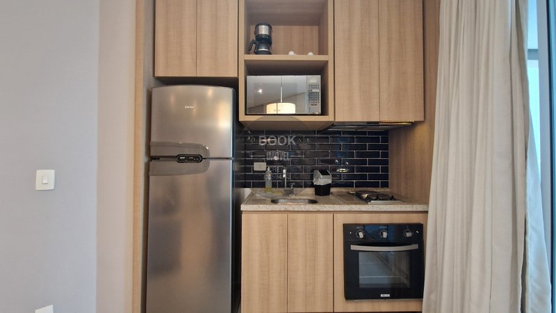 Oportunidade na Quadra da Praia!   Av. Mal. Floriano Peixoto Santos - 