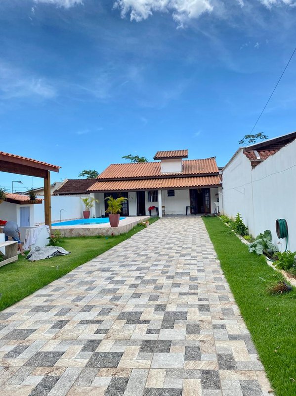 🏡 Ed&iacute;cula &agrave; venda no Massagua&ccedil;u  Caraguatatuba - 