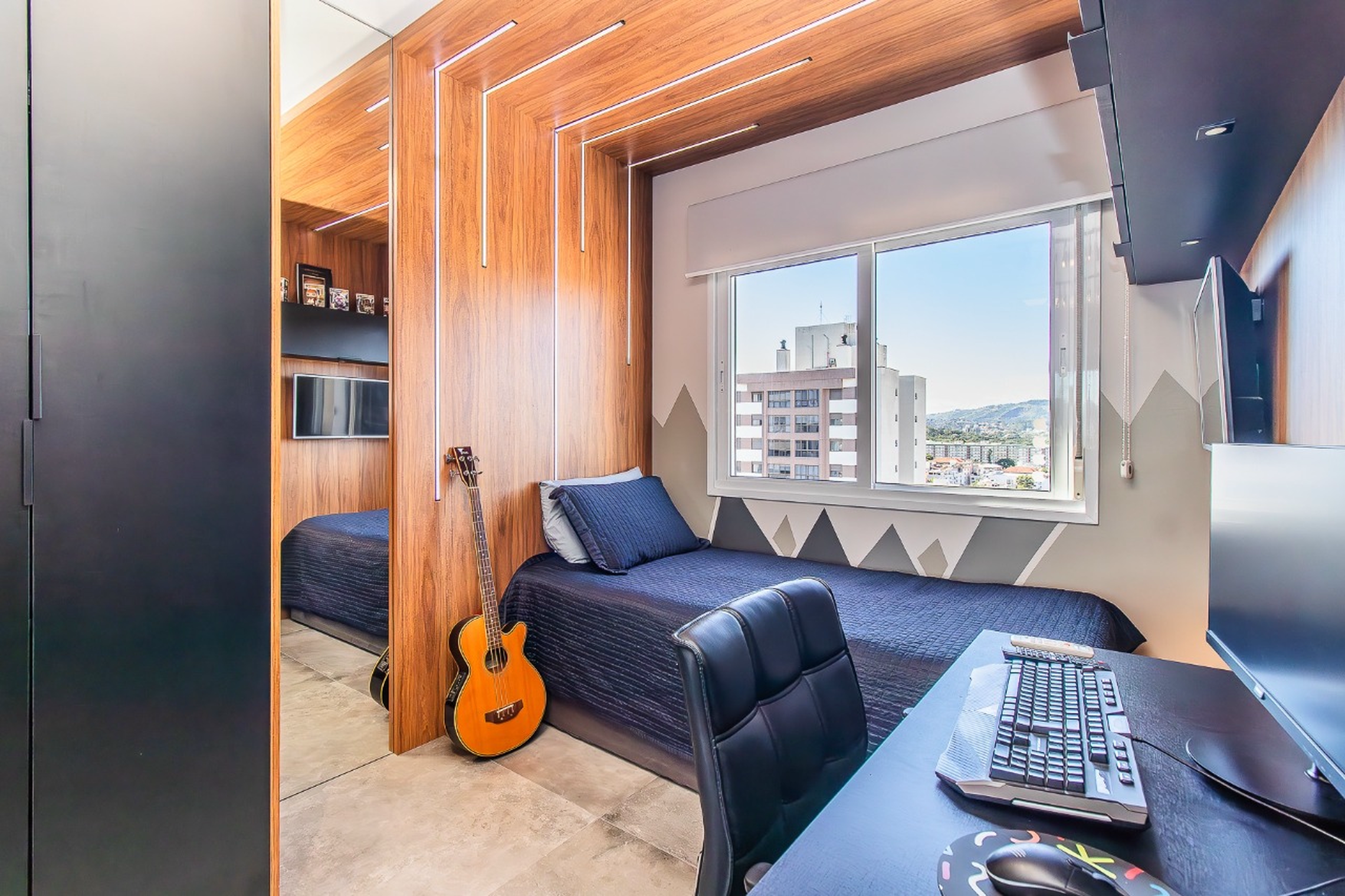 R$ 1.495.000 - COBERTURA DUPLEX - MOBILIADA - 129M2 - 2 SU&Iacute;TES - VISTA - INFRA - 2 VAGAS Rua Doutor Veridiano Farias Porto Alegre - 