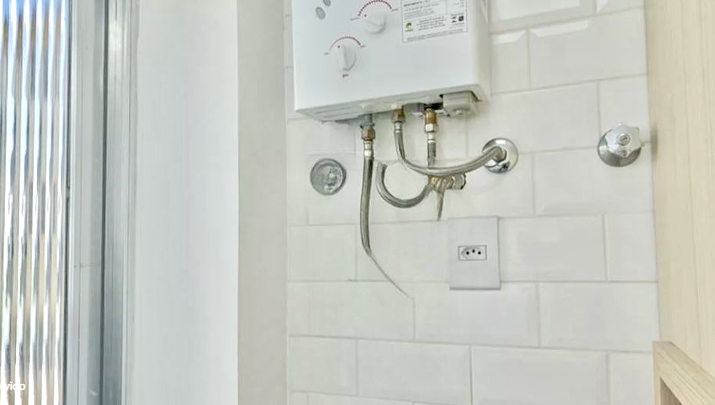 R$ 450.000 - PORTEIRA FECHADA - APARTAMENTO - 49M2 - 1 DORM - ELEVADOR Rua Fernandes Vieira Porto Alegre - 