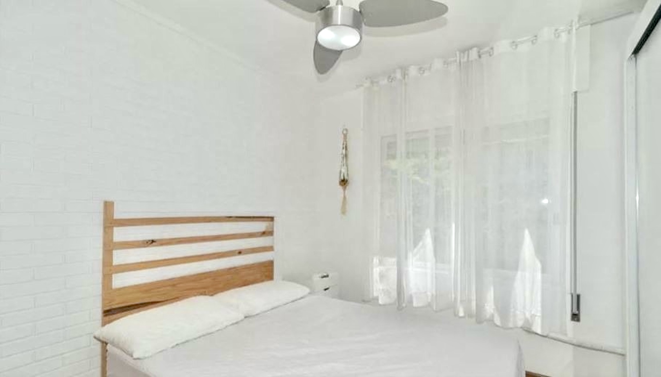 R$ 450.000 - PORTEIRA FECHADA - APARTAMENTO - 49M2 - 1 DORM - ELEVADOR Rua Fernandes Vieira Porto Alegre - 