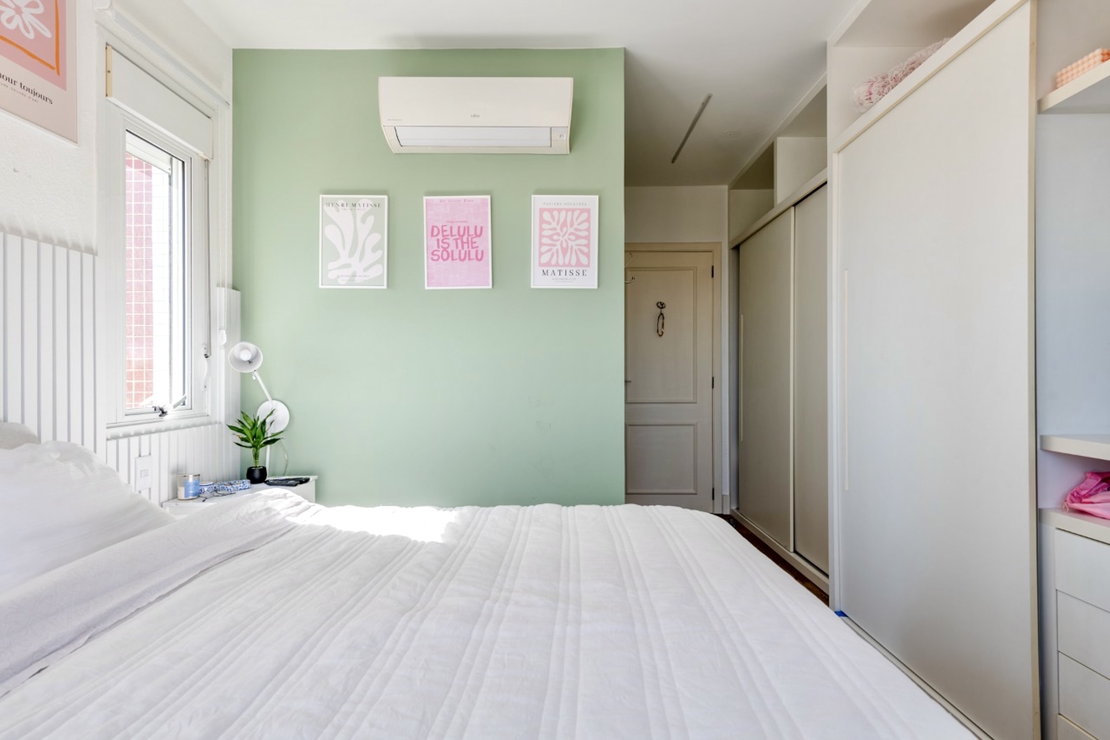 R$ 1.495.000 - &Aacute;PICE - APARTAMENTO - MOBILIADO - ANDAR ALTO - 97M2 - 2 DORM - 2 VAGAS Rua Doutor Freire Alemão Porto Alegre - 