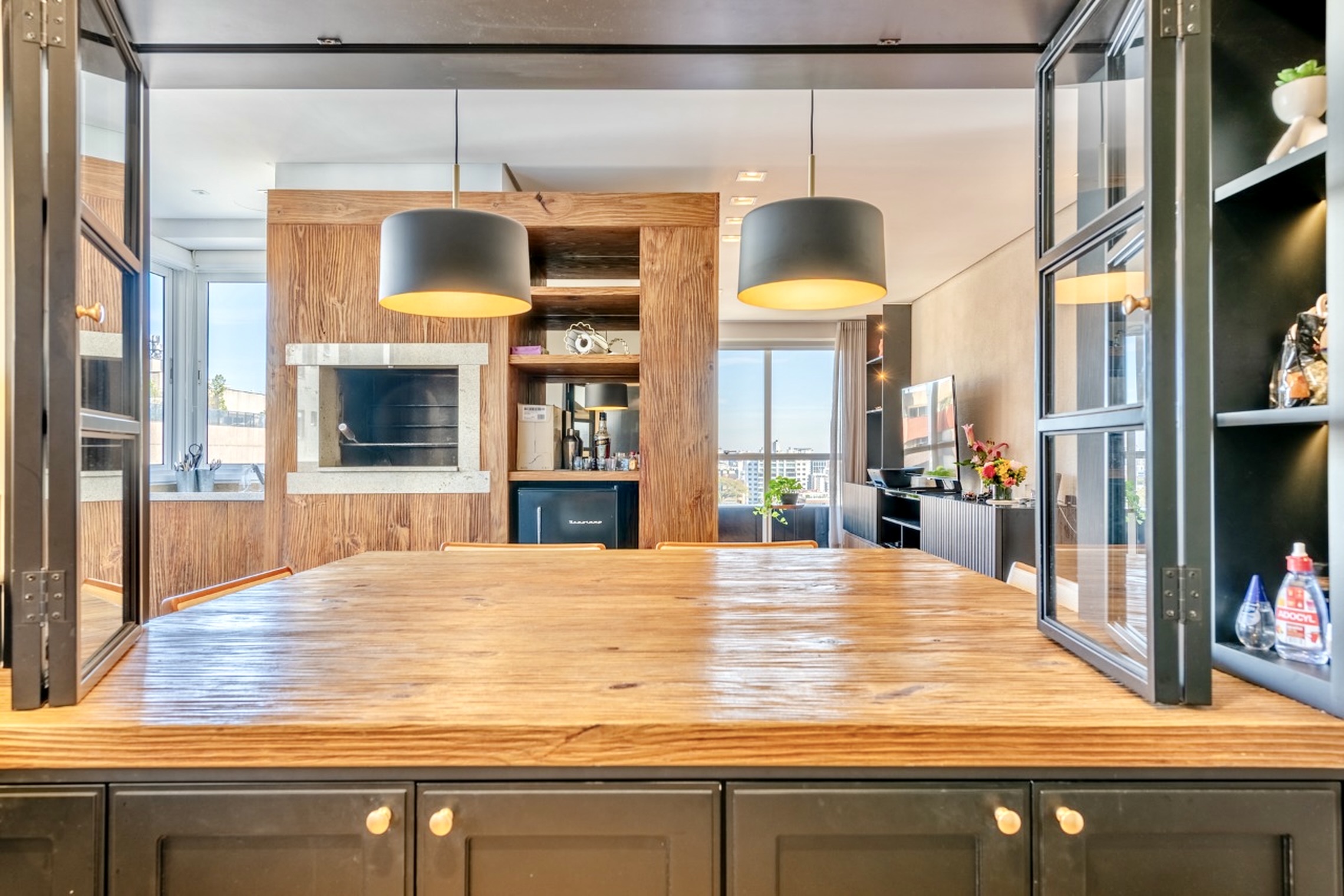 R$ 1.495.000 - &Aacute;PICE - APARTAMENTO - MOBILIADO - ANDAR ALTO - 97M2 - 2 DORM - 2 VAGAS Rua Doutor Freire Alemão Porto Alegre - 