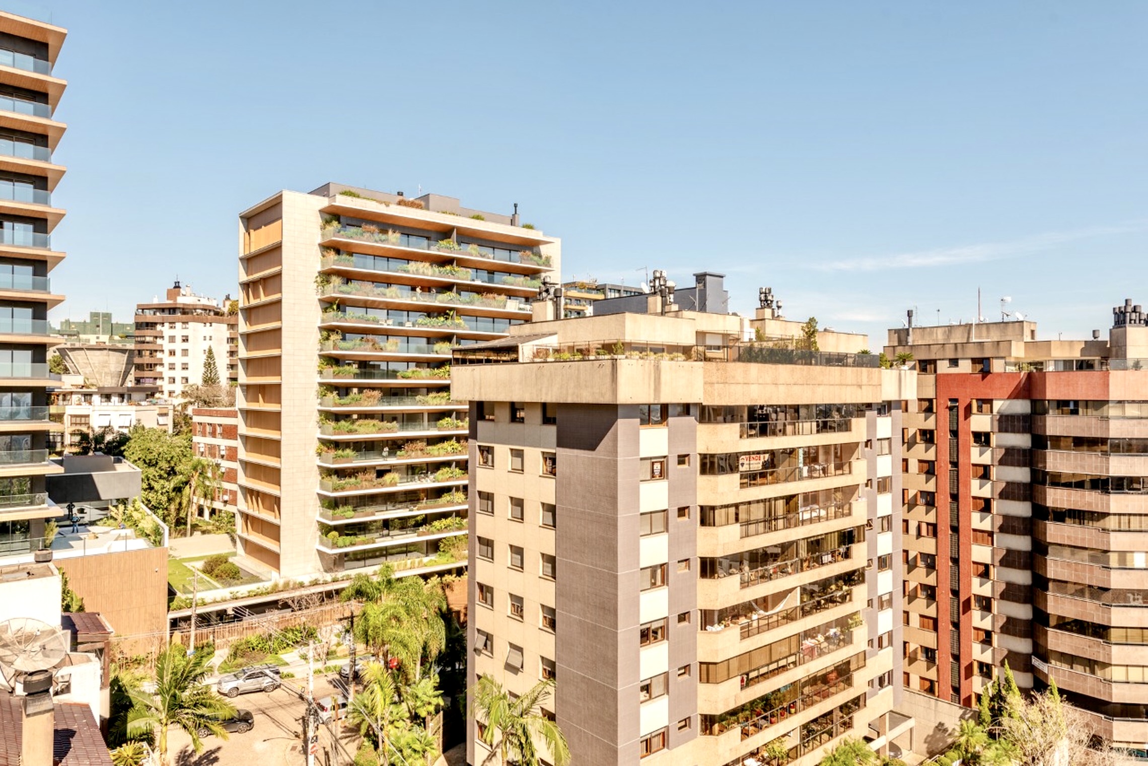 R$ 1.495.000 - &Aacute;PICE - APARTAMENTO - MOBILIADO - ANDAR ALTO - 97M2 - 2 DORM - 2 VAGAS Rua Doutor Freire Alemão Porto Alegre - 