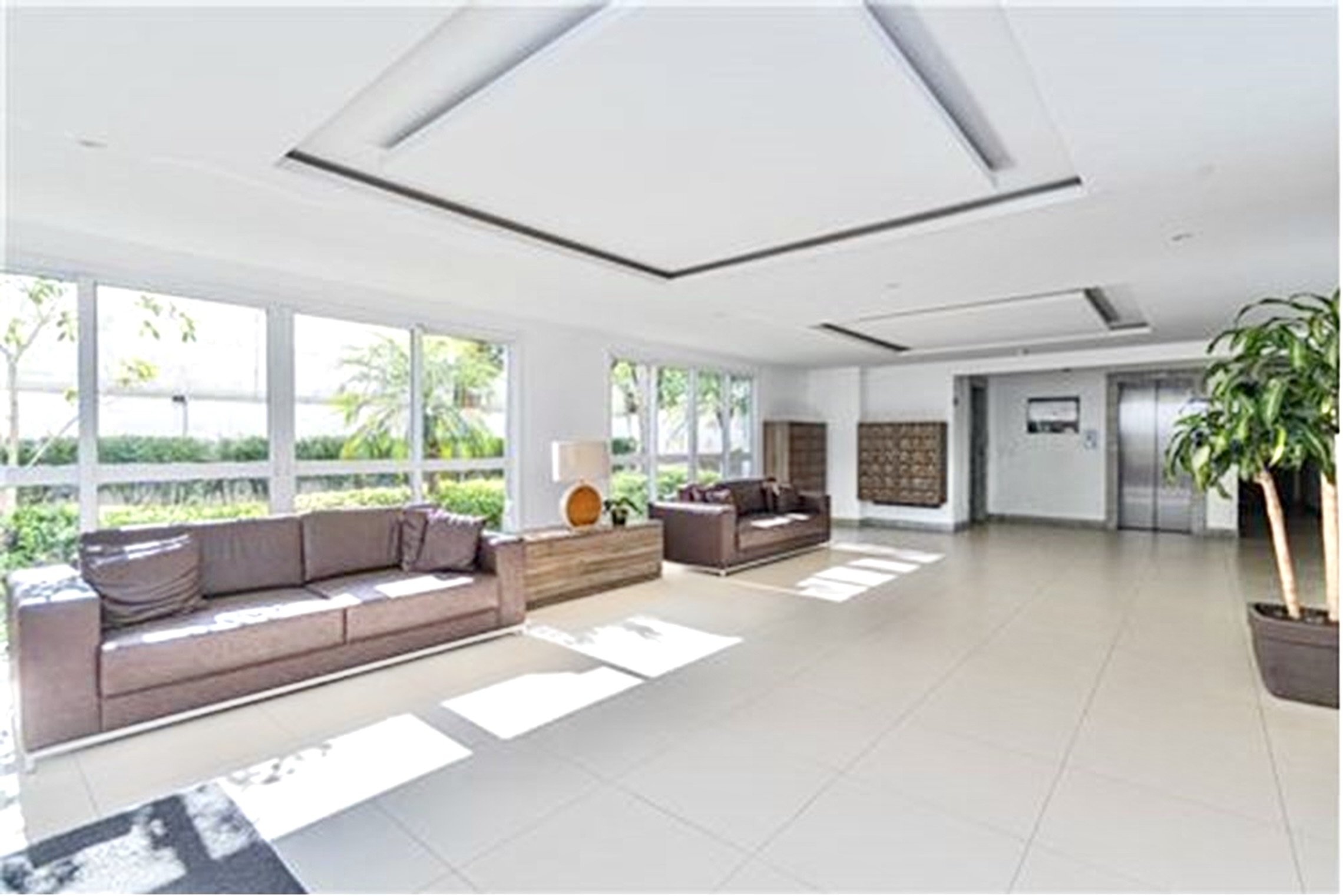 R$ 450.000 - LINDO APARTAMENTO - MOBILIADO - 39M2 - 1 DORM - VISTA - INFRA - 1 VAGA Rua Coronel André Belo Porto Alegre - 