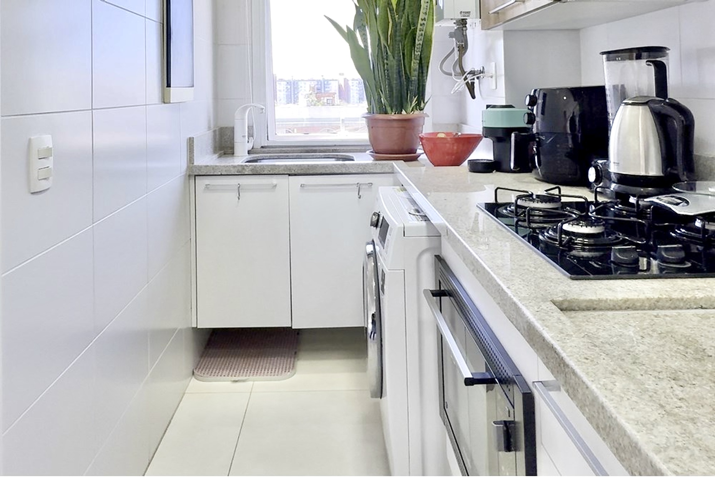 R$ 450.000 - LINDO APARTAMENTO - MOBILIADO - 39M2 - 1 DORM - VISTA - INFRA - 1 VAGA Rua Coronel André Belo Porto Alegre - 