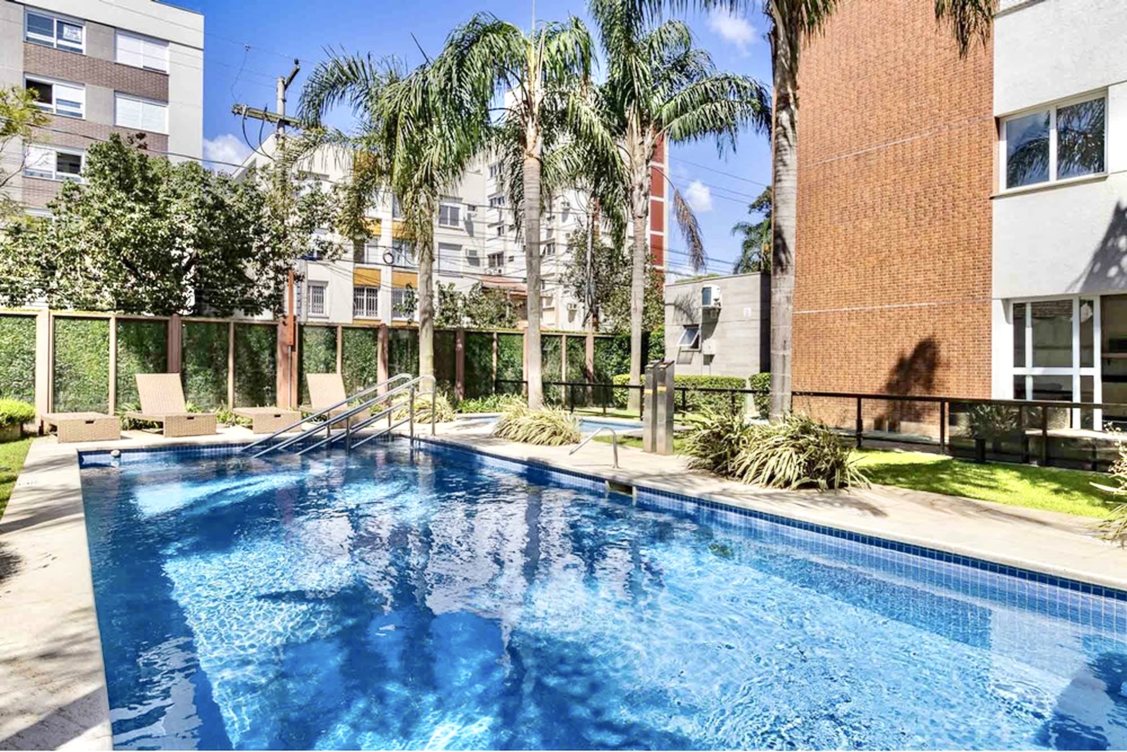 R$ 450.000 - LINDO APARTAMENTO - MOBILIADO - 39M2 - 1 DORM - VISTA - INFRA - 1 VAGA Rua Coronel André Belo Porto Alegre - 