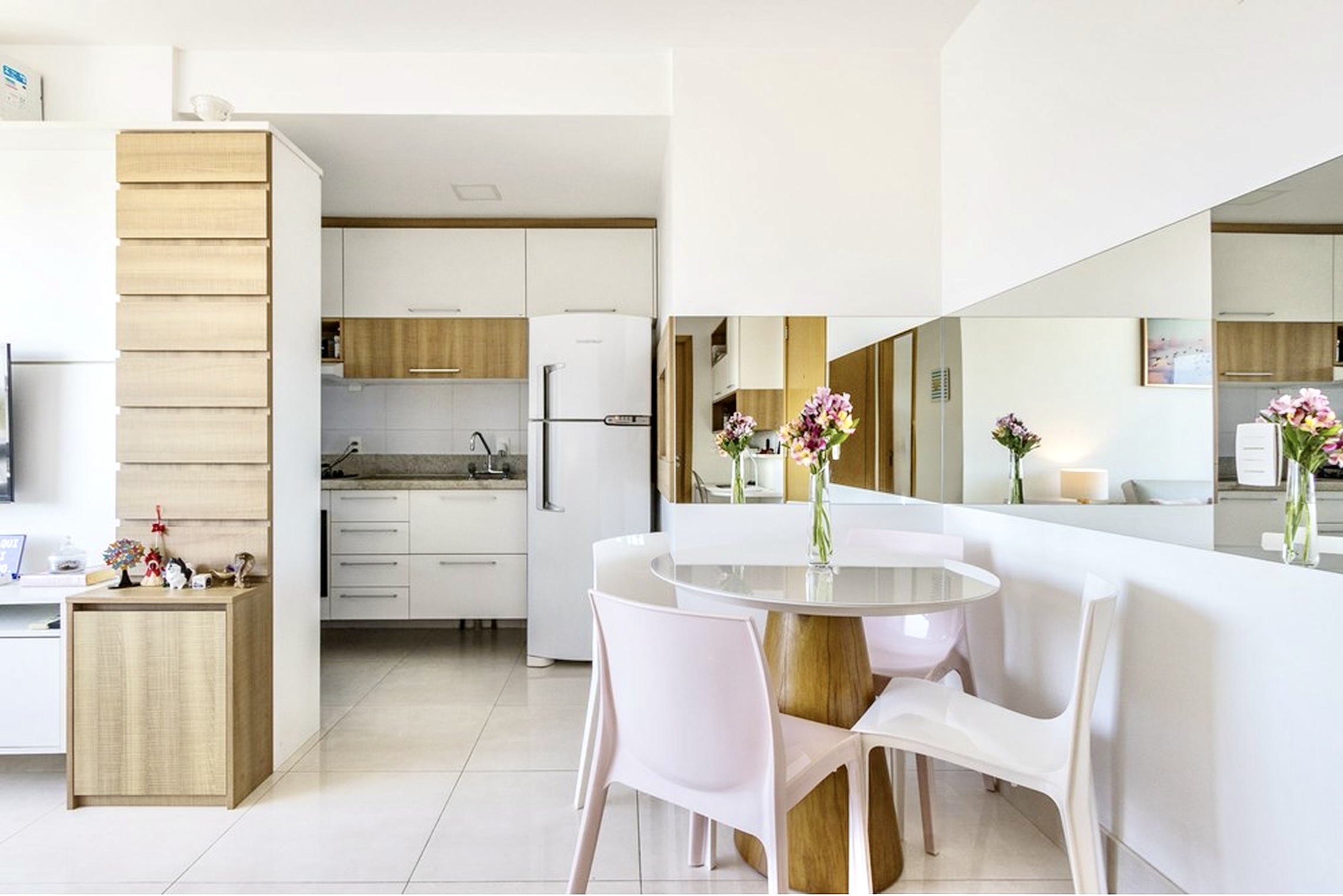 R$ 450.000 - LINDO APARTAMENTO - MOBILIADO - 39M2 - 1 DORM - VISTA - INFRA - 1 VAGA Rua Coronel André Belo Porto Alegre - 