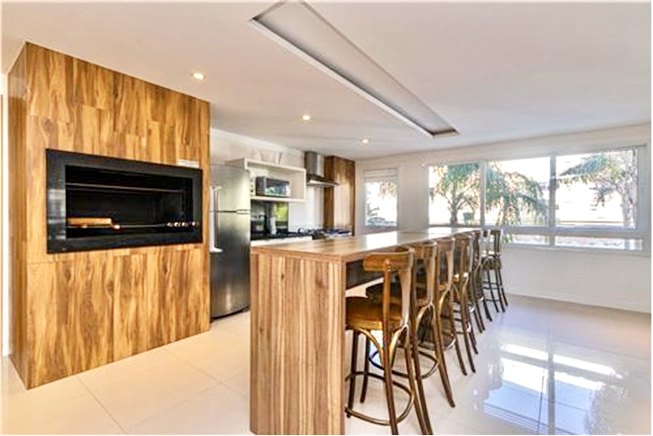 R$ 450.000 - LINDO APARTAMENTO - MOBILIADO - 39M2 - 1 DORM - VISTA - INFRA - 1 VAGA Rua Coronel André Belo Porto Alegre - 