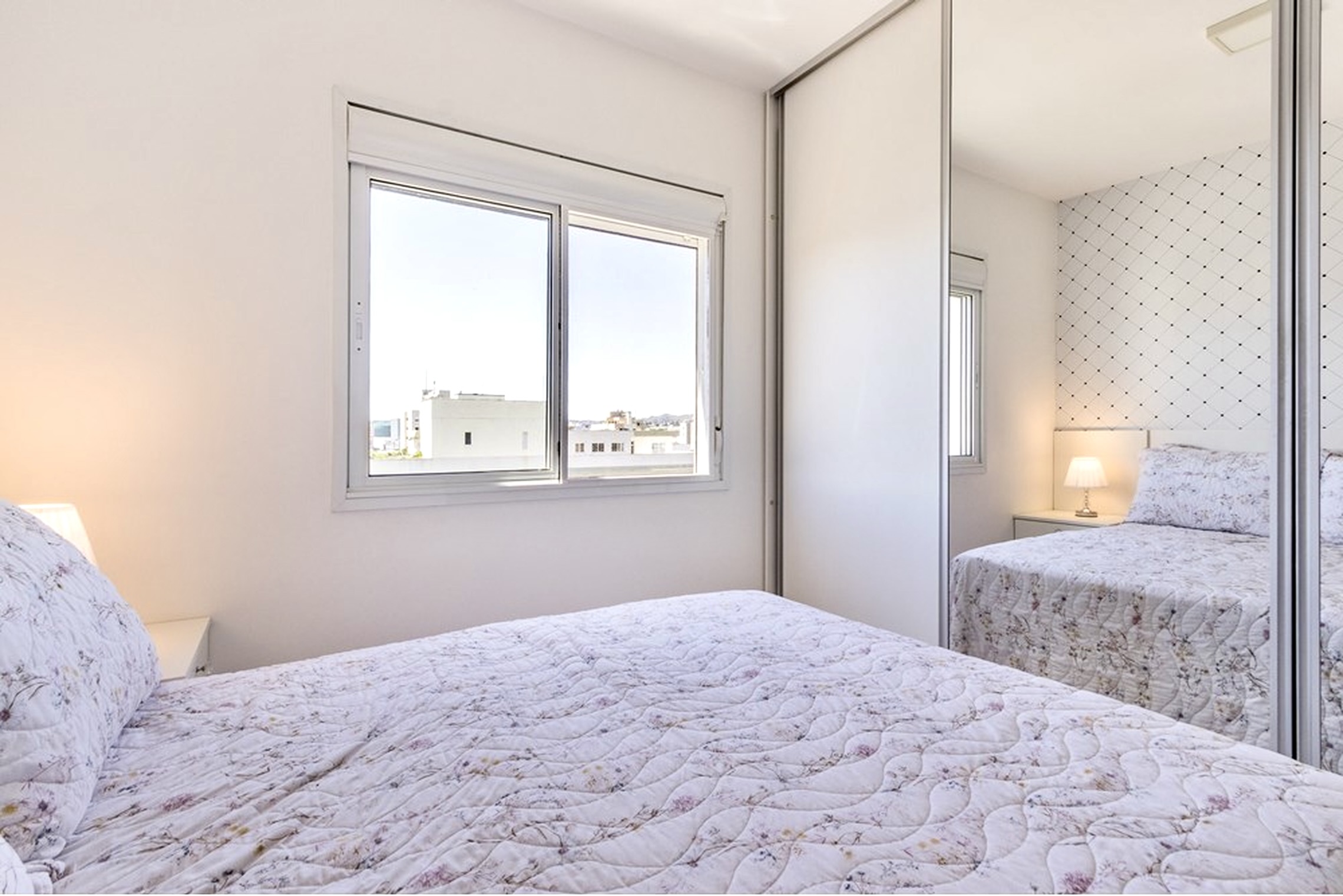 R$ 450.000 - LINDO APARTAMENTO - MOBILIADO - 39M2 - 1 DORM - VISTA - INFRA - 1 VAGA Rua Coronel André Belo Porto Alegre - 