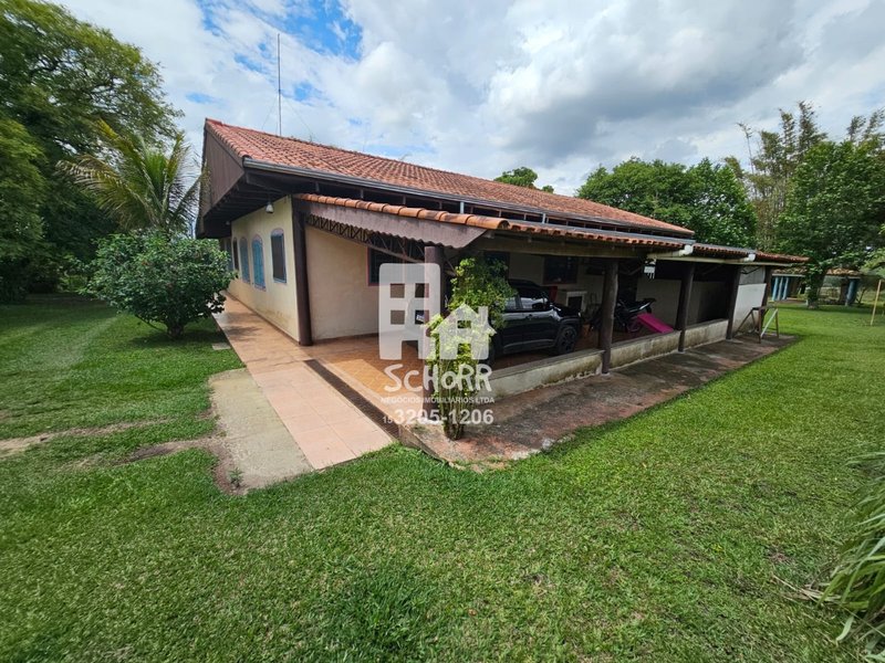 CASA DE CAMPO EM CAPELA DO ALTO/SP  Capela do Alto - 