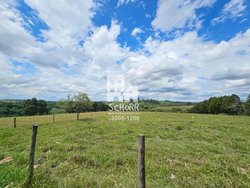 CASA DE CAMPO EM CAPELA DO ALTO/SP  Capela do Alto - 