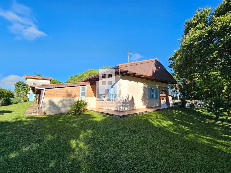 CASA DE CAMPO EM CAPELA DO ALTO/SP  Capela do Alto - 