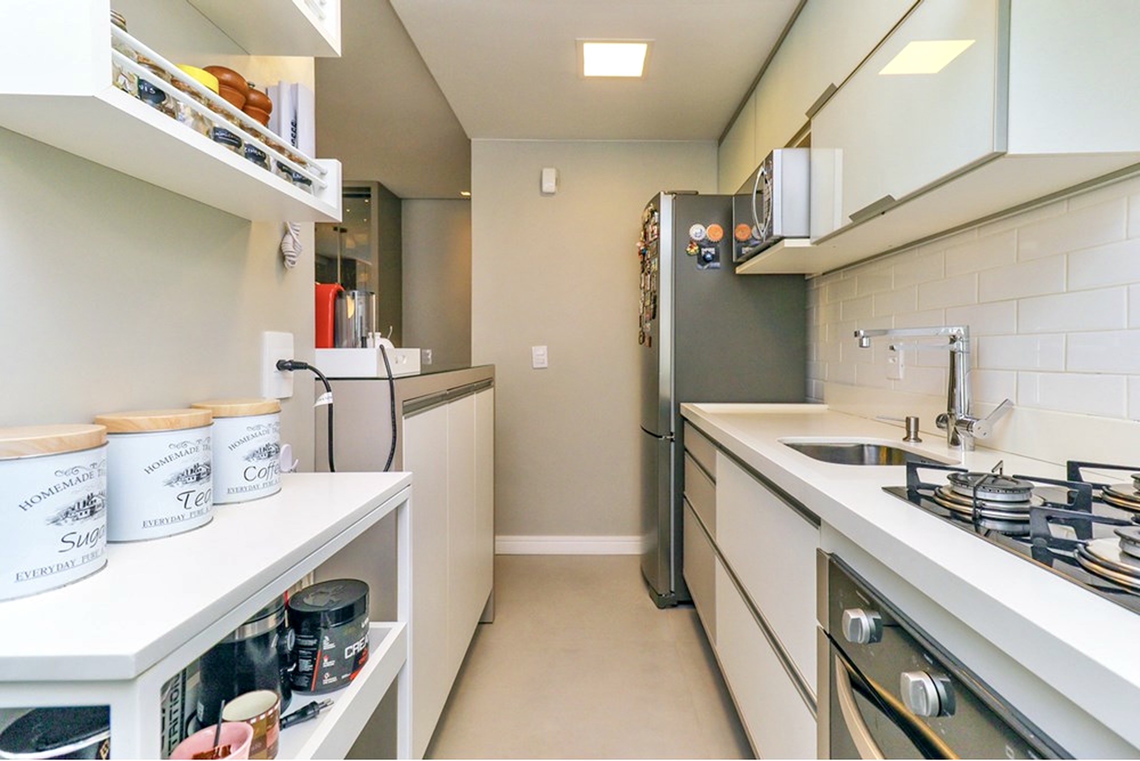 R$ 750.000 - SERENIT&Aacute; - LINDO APARTAMENTO - 74M2 - 3 DORM - SU&Iacute;TE - INFRA - 1 VAGA Rua Jari Porto Alegre - 