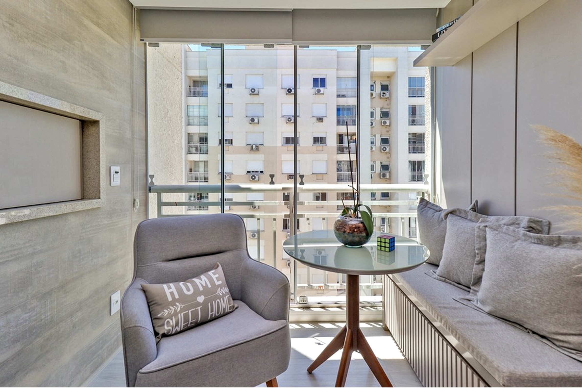 R$ 750.000 - SERENIT&Aacute; - LINDO APARTAMENTO - 74M2 - 3 DORM - SU&Iacute;TE - INFRA - 1 VAGA Rua Jari Porto Alegre - 