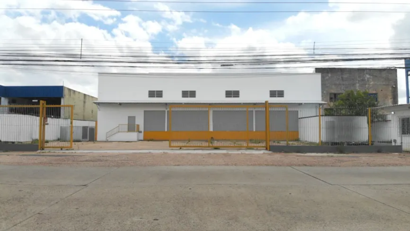 Condom&iacute;nio log&iacute;stico com 3.250 m&sup2; na Av Pl&iacute;nio Kroeff Avenida Plínio Kroeff Porto Alegre - 