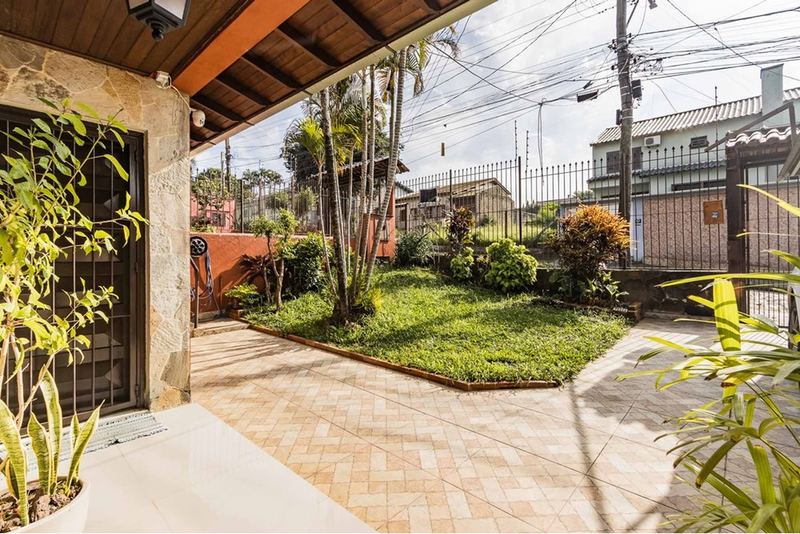 Casa com 3 quartos pr&oacute;ximo &aacute; Av Dr Rubem Knijnik R. Francisca Lechner Porto Alegre - 