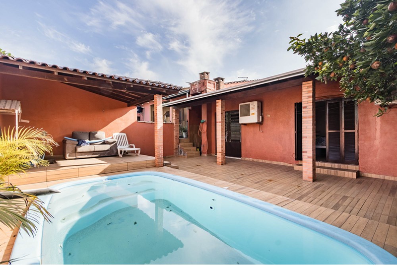 Casa com 3 quartos pr&oacute;ximo &aacute; Av Dr Rubem Knijnik R. Francisca Lechner Porto Alegre - 