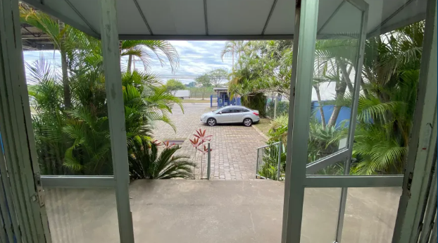 Condom&iacute;nio log&iacute;stico com 7.000 m&sup2;  na Av Pl&iacute;nio Kroeff Avenida Plínio Kroeff Porto Alegre - 