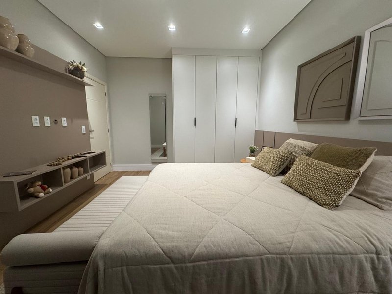 IMPONENTE SOBRADO &Agrave; VENDA NO SWISS PARK, CAMPINAS-SP Rodovia Anhangüera Campinas - 