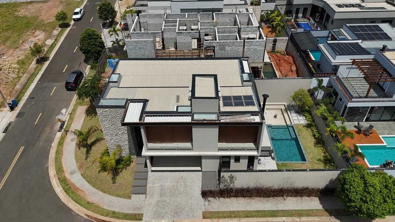 IMPONENTE SOBRADO &Agrave; VENDA NO SWISS PARK, CAMPINAS-SP Rodovia Anhangüera Campinas - 