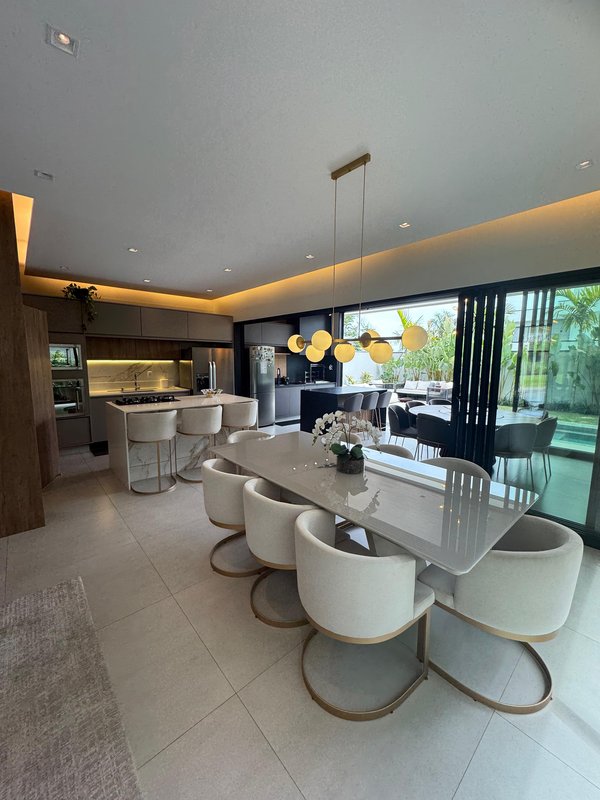 Sobrado Mobiliado, Moderno e Sofisticado no Swiss Park Rodovia Anhangüera Campinas - 