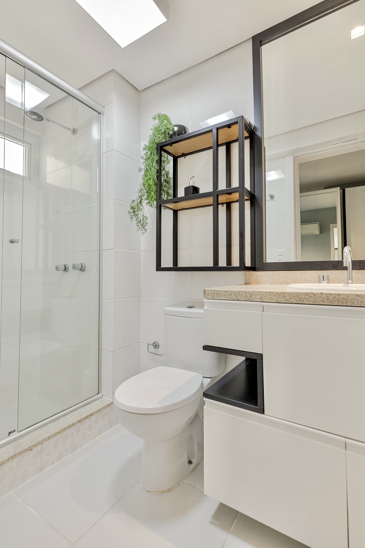 R$ 890.000 - MARAVILHOSO GARDEN - TERRA&Ccedil;O - JACUZZI - 151M2 - 2 SU&Iacute;TES - 2 VAGAS Rua João Paetzel Porto Alegre - 