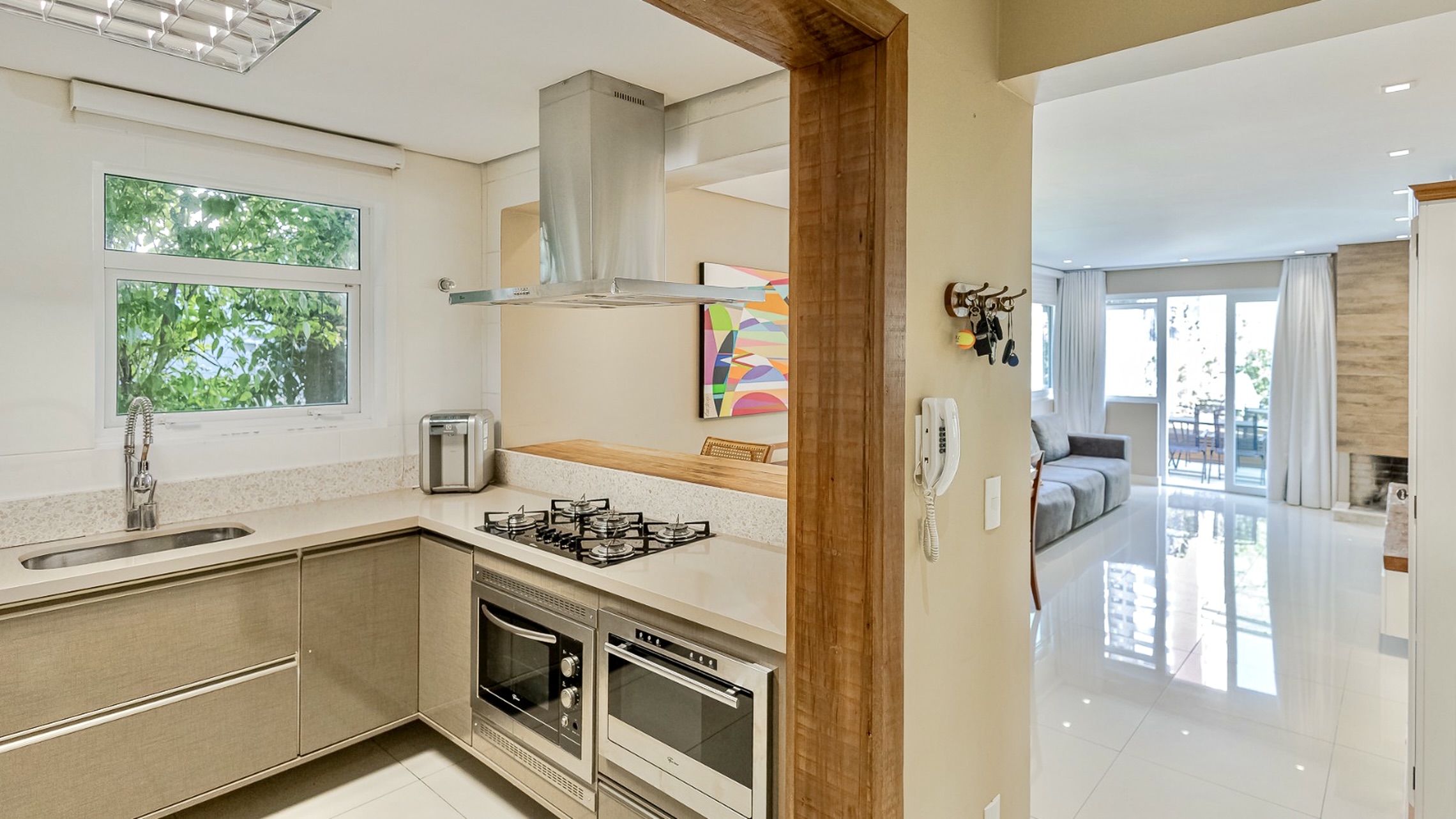 R$ 890.000 - MARAVILHOSO GARDEN - TERRA&Ccedil;O - JACUZZI - 151M2 - 2 SU&Iacute;TES - 2 VAGAS Rua João Paetzel Porto Alegre - 