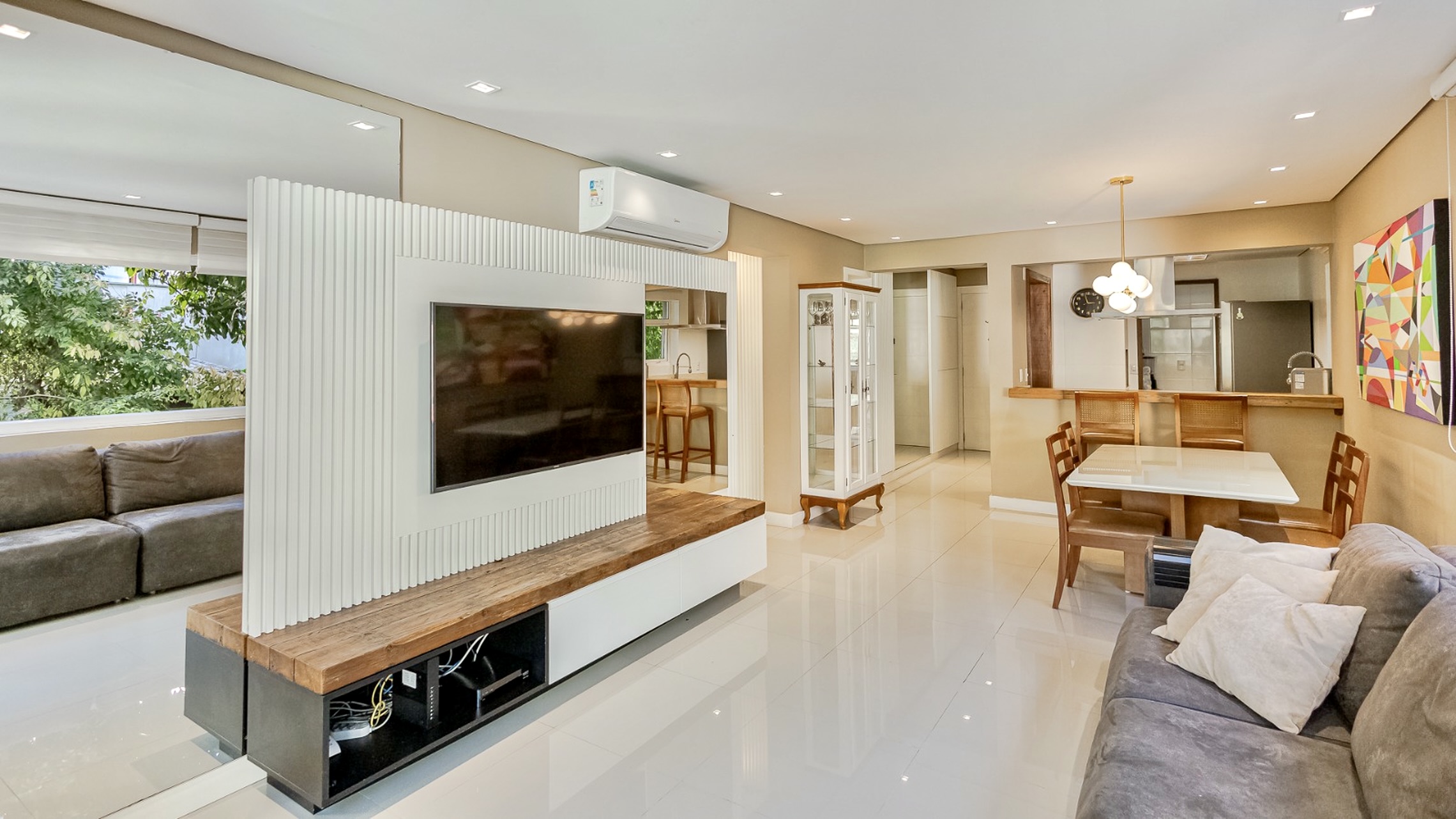 R$ 890.000 - MARAVILHOSO GARDEN - TERRA&Ccedil;O - JACUZZI - 151M2 - 2 SU&Iacute;TES - 2 VAGAS Rua João Paetzel Porto Alegre - 