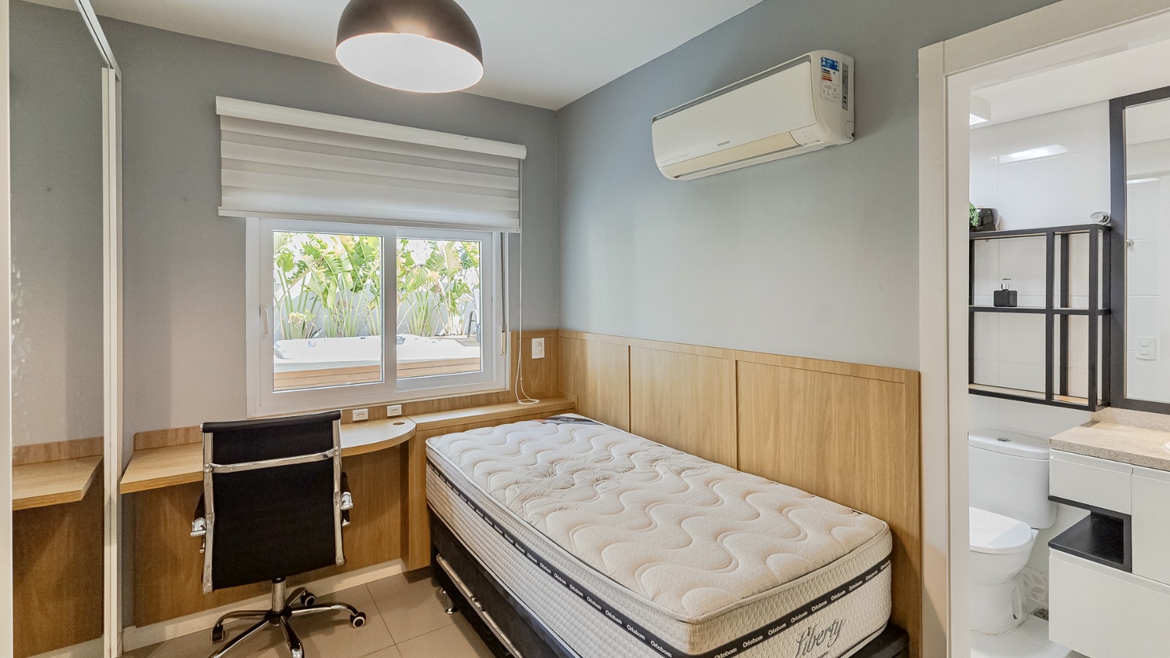 R$ 890.000 - MARAVILHOSO GARDEN - TERRA&Ccedil;O - JACUZZI - 151M2 - 2 SU&Iacute;TES - 2 VAGAS Rua João Paetzel Porto Alegre - 