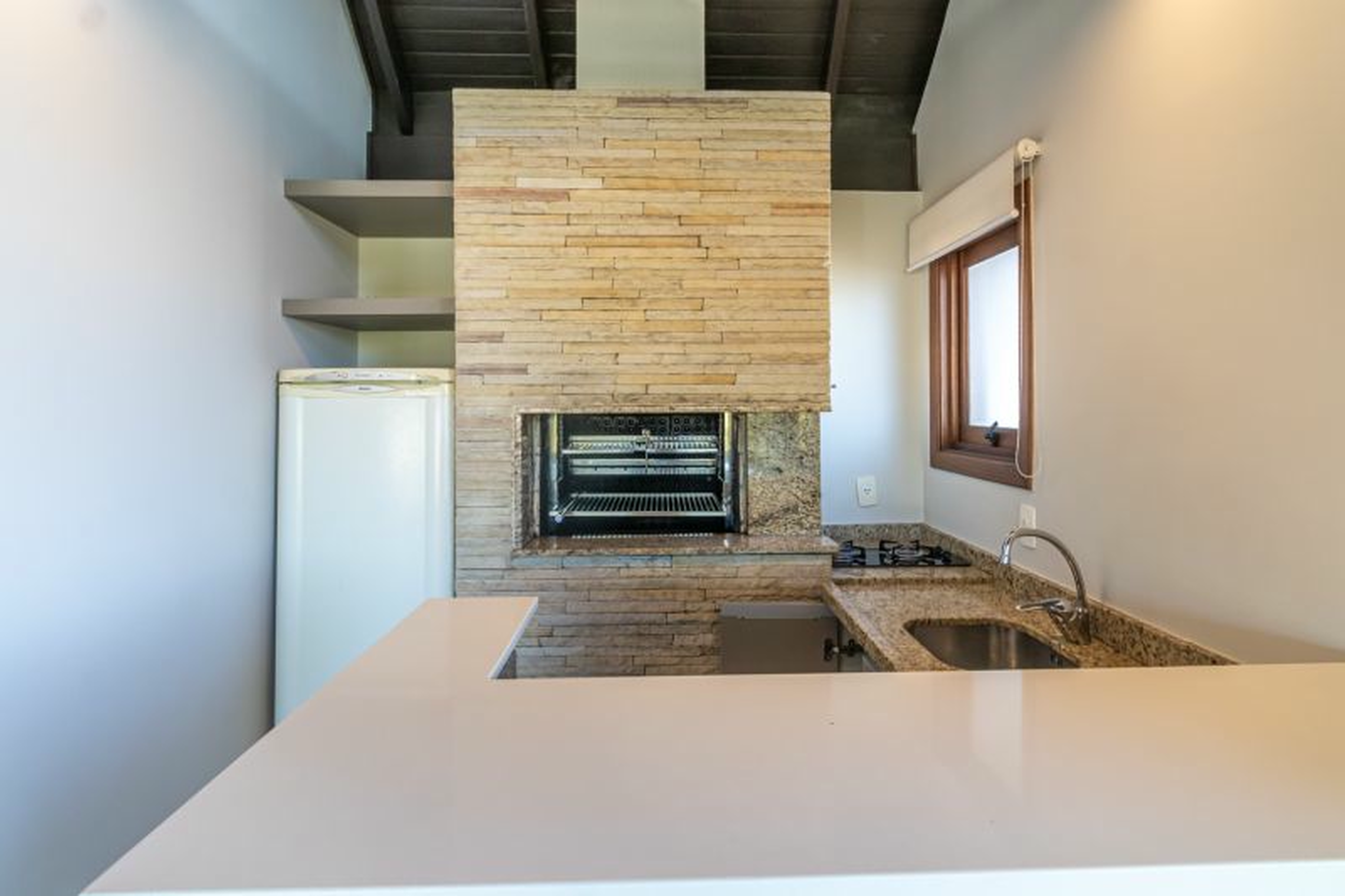 R$ 1.200.000 - COBERTURA DUPLEX - CONDOM&Iacute;NIO RIVERSIDES - 213M2 - 3 DORM - SU&Iacute;TE - 2 VAGAS Rua Dea Coufal Porto Alegre - 