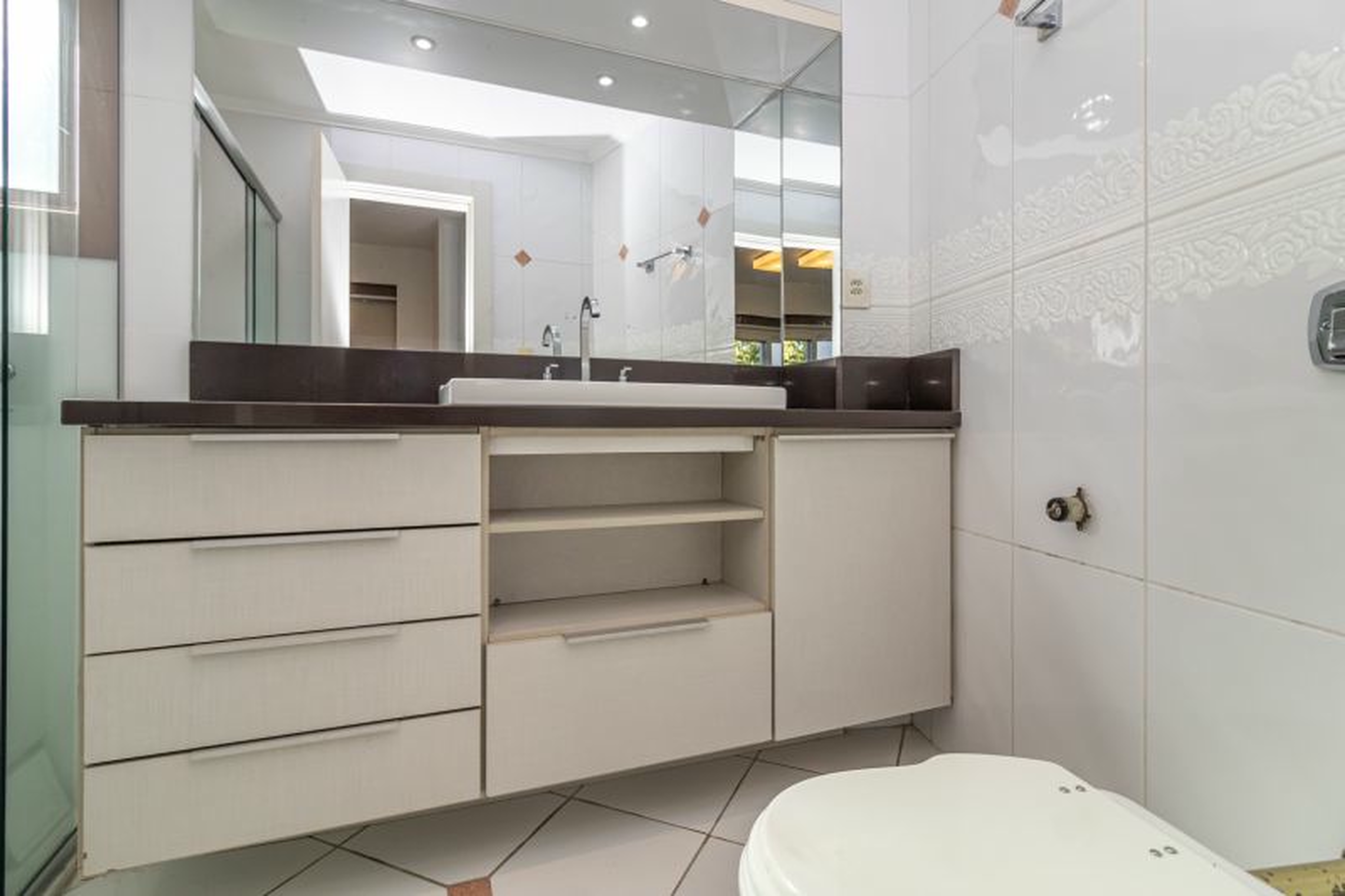 R$ 1.200.000 - COBERTURA DUPLEX - CONDOM&Iacute;NIO RIVERSIDES - 213M2 - 3 DORM - SU&Iacute;TE - 2 VAGAS Rua Dea Coufal Porto Alegre - 