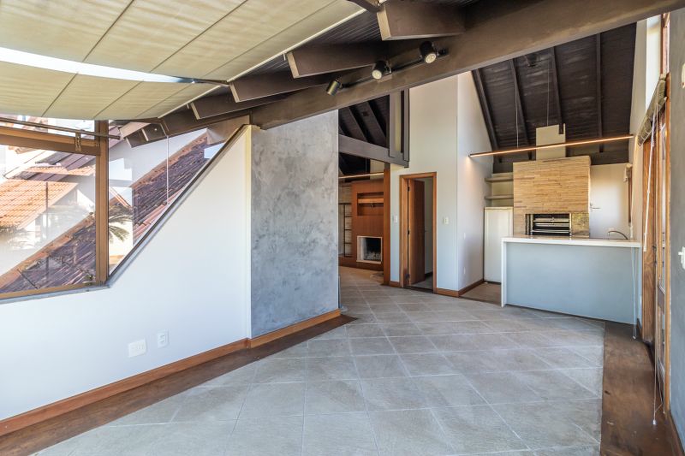 R$ 1.200.000 - COBERTURA DUPLEX - CONDOM&Iacute;NIO RIVERSIDES - 213M2 - 3 DORM - SU&Iacute;TE - 2 VAGAS Rua Dea Coufal Porto Alegre - 