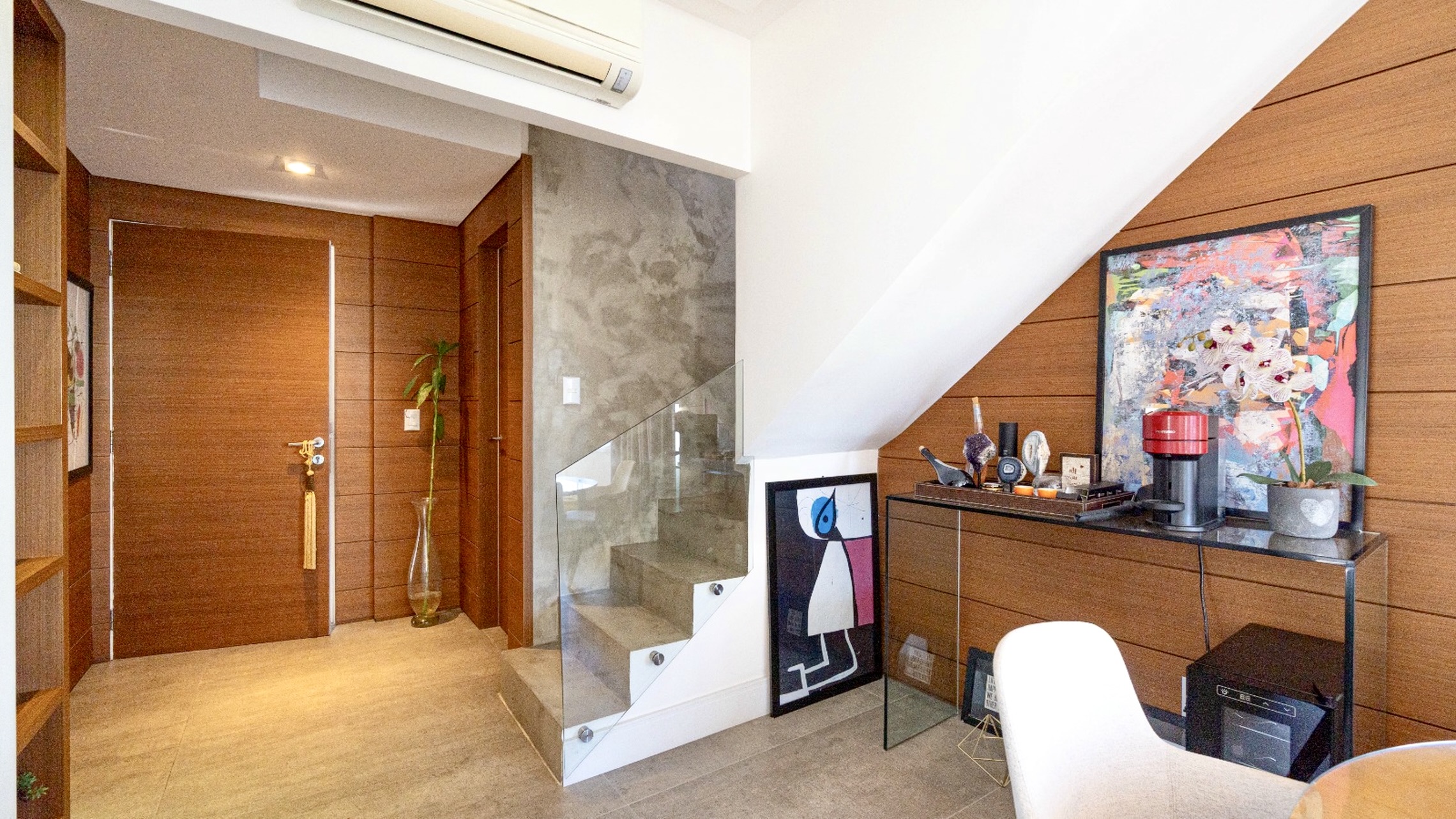 R$ 1.395.000 - BELA COBERTURA - 141M2 - 2 DORM - SU&Iacute;TE - JACUZZI - 2 VAGAS Rua Pedro Ivo Porto Alegre - 