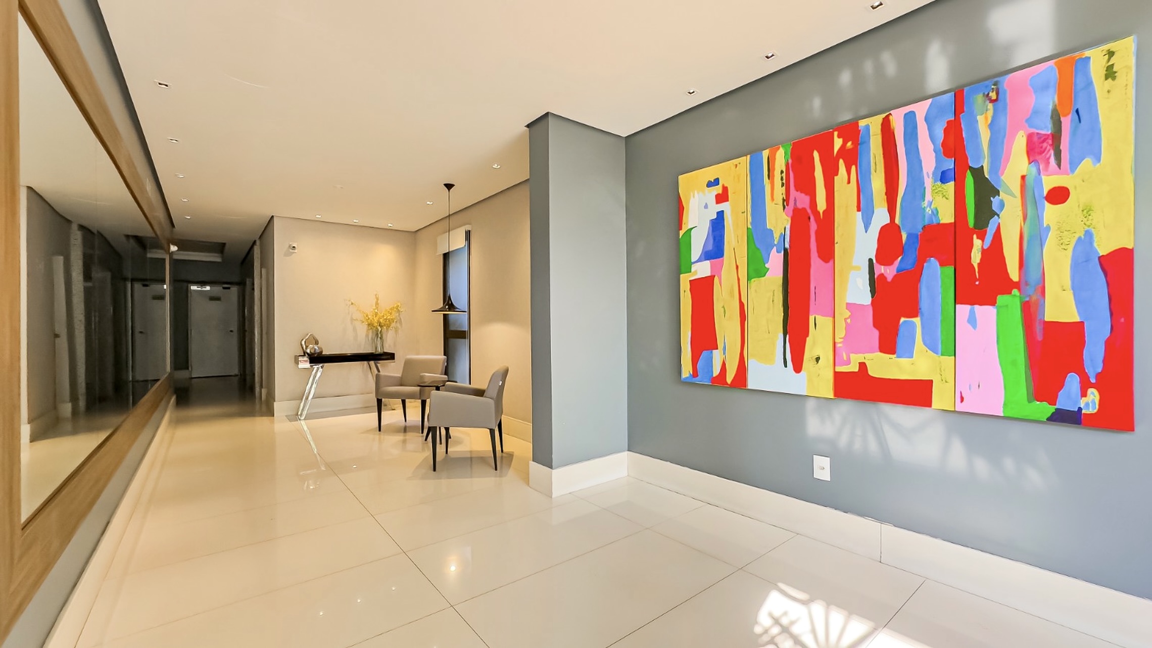 R$ 1.060.000 - MARAVILHOSO APARTAMENTO - MOBILIADO - 95M2 - 2 SU&Iacute;TES - VISTA - 2 VAGAS Rua Santos Neto Porto Alegre - 