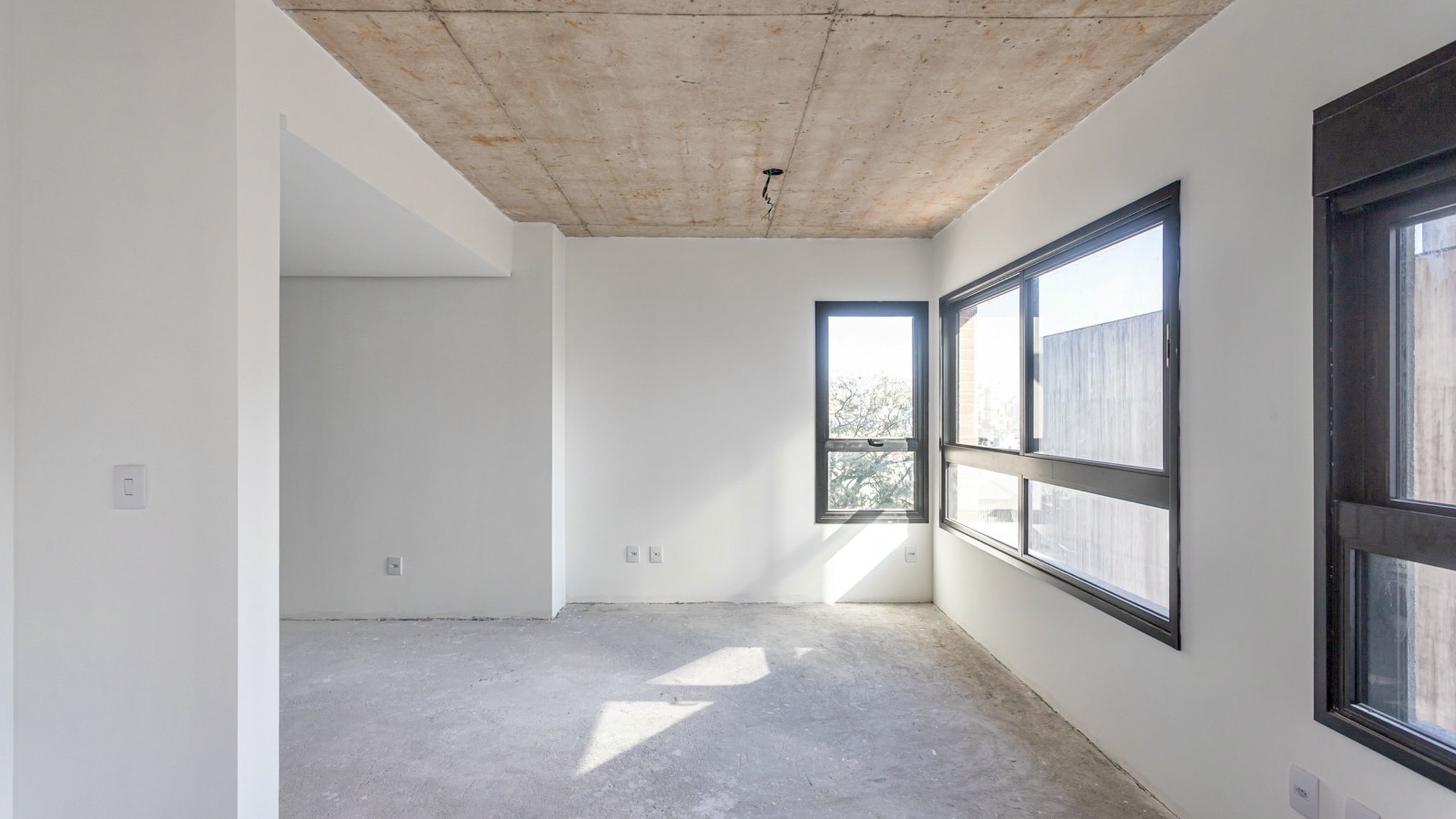 R$ 470.000 - YOUNG 577 - NOVO - 45M2 - 1 DORM - VISTA - 1 VAGA Rua Carazinho Porto Alegre - 