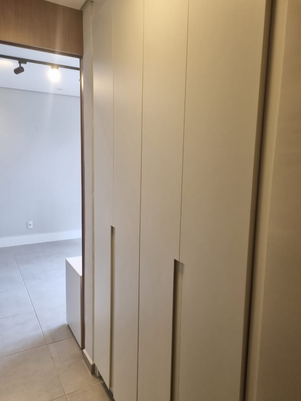 Apartamento com 2 dormit&oacute;rios &agrave; venda,76 m&sup2; - Condom&iacute;nio Edif&iacute;cio Roma - Sorocaba - SP Rua Professora Maria de Lourdes A. C. Swenson Sorocaba - 
