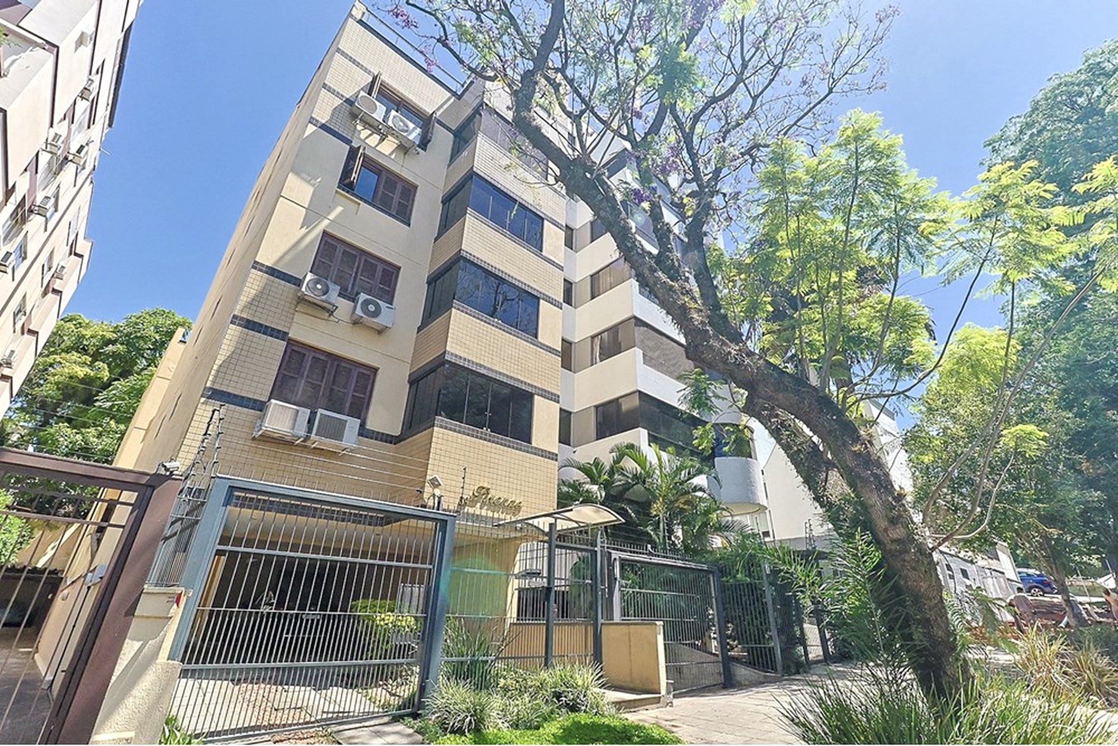 R$ 1.145.000 - COBERTURA DUPLEX - 150M2 - 3 DORM - 2 SU&Iacute;TES - VISTA - 2 VAGAS Rua Perpétua Teles Porto Alegre - 