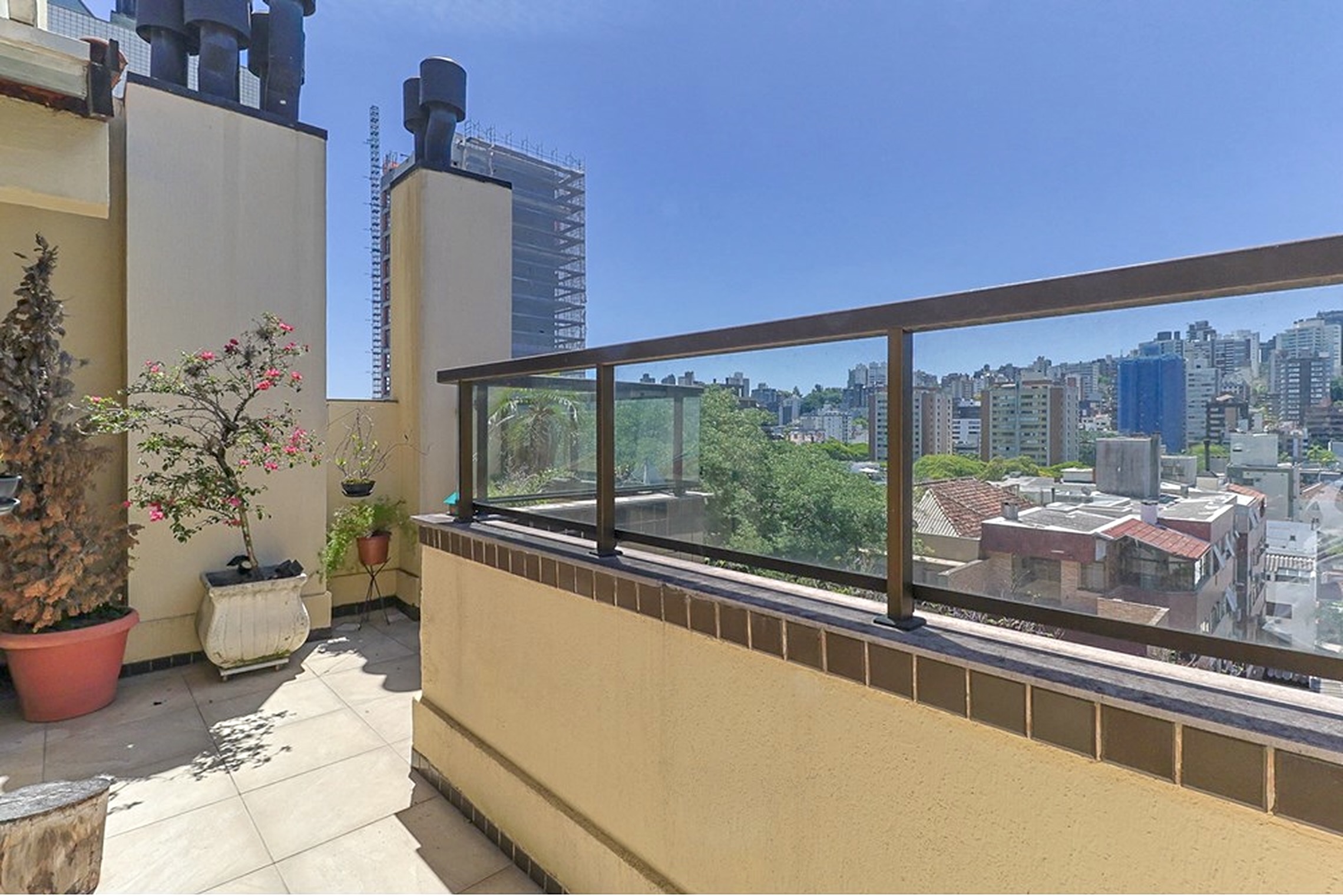 R$ 1.145.000 - COBERTURA DUPLEX - 150M2 - 3 DORM - 2 SU&Iacute;TES - VISTA - 2 VAGAS Rua Perpétua Teles Porto Alegre - 