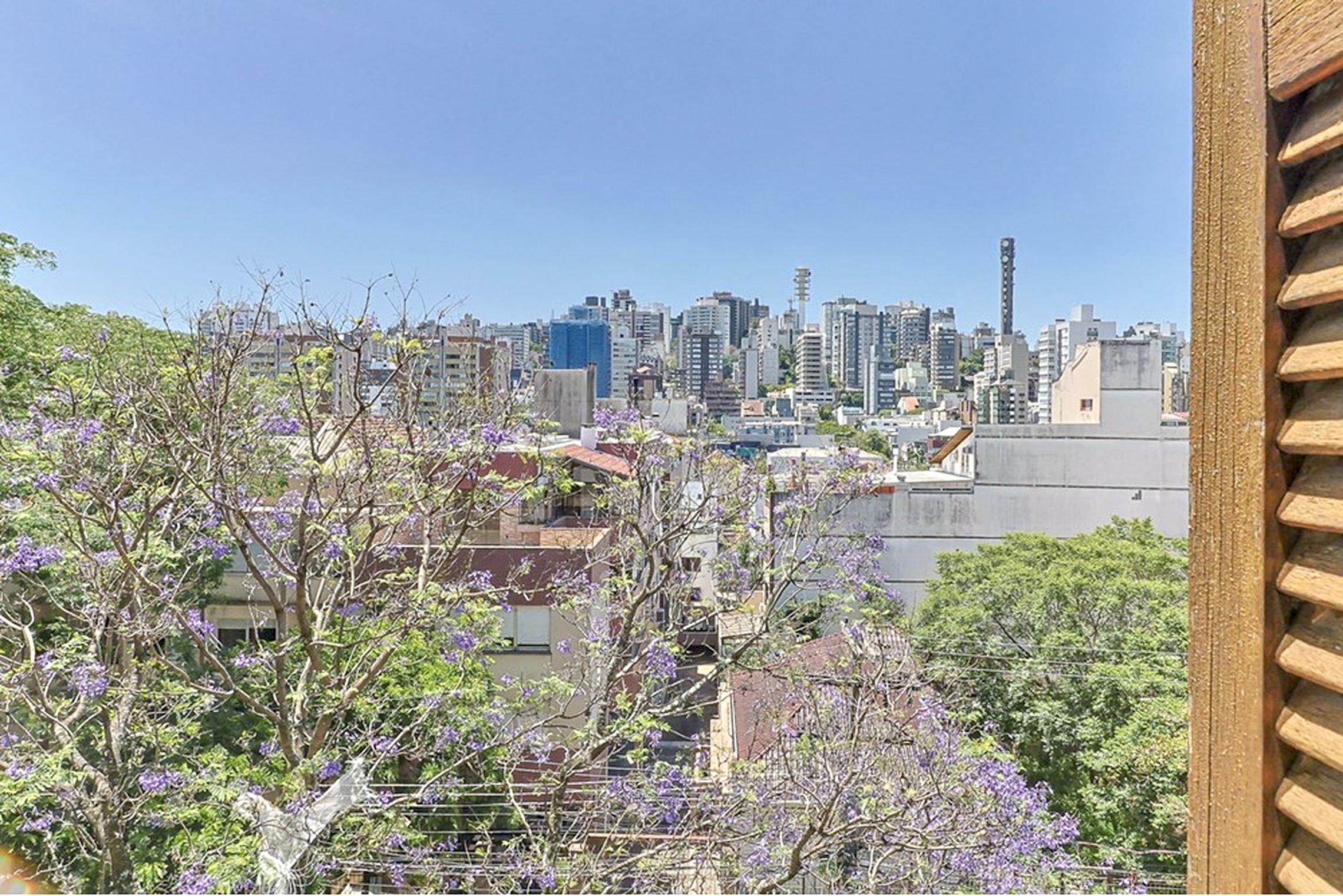 R$ 1.145.000 - COBERTURA DUPLEX - 150M2 - 3 DORM - 2 SU&Iacute;TES - VISTA - 2 VAGAS Rua Perpétua Teles Porto Alegre - 