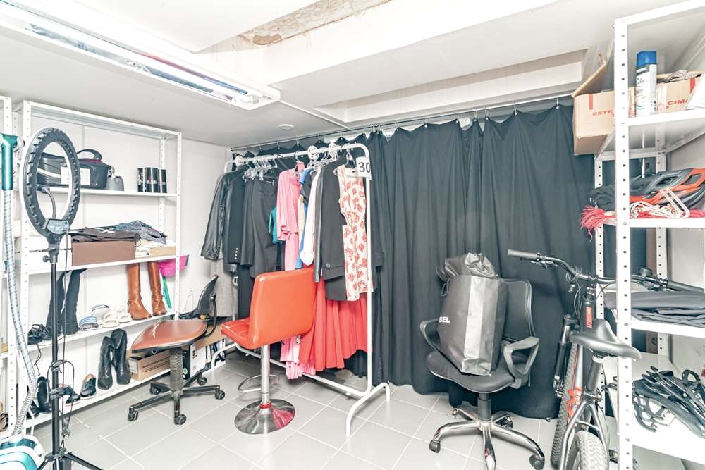 R$ 580.000 - IM&Oacute;VEL COMERCIAL - LOJA - 201M2 - 2 VAGAS - LOCALIZA&Ccedil;&Atilde;O PRIVILEGIADA Rua Félix da Cunha Porto Alegre - 