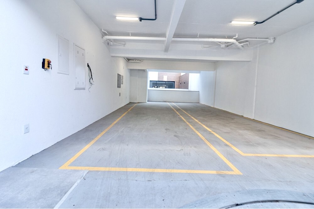 R$ 730.000 - LINDO APARTAMENTO - MOBILIADO - 58M2 - 2 DORM - SU&Iacute;TE - 2 VAGAS Rua Honório Silveira Dias Porto Alegre - 