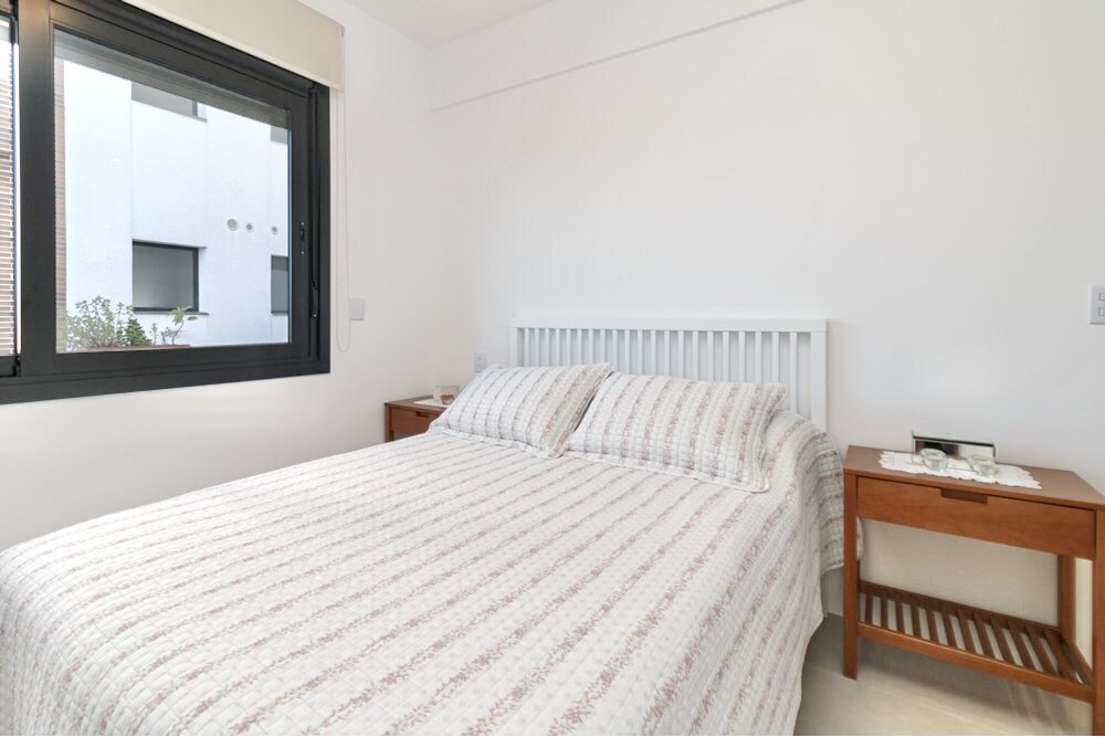 R$ 730.000 - LINDO APARTAMENTO - MOBILIADO - 58M2 - 2 DORM - SU&Iacute;TE - 2 VAGAS Rua Honório Silveira Dias Porto Alegre - 